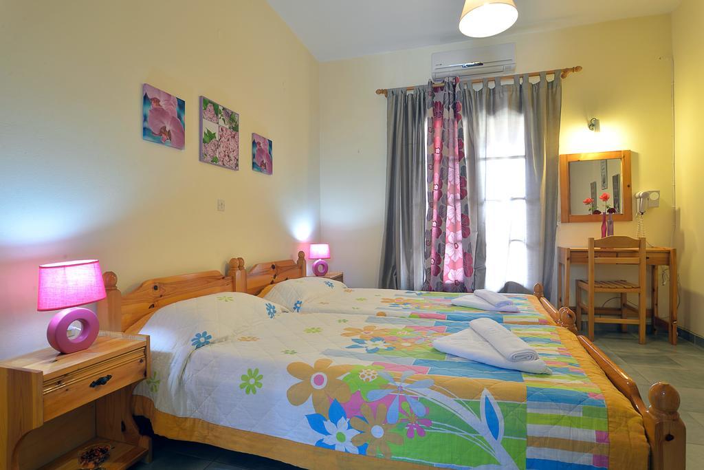 Feeloxenia Corfu Apartments Acharavi  Habitación foto